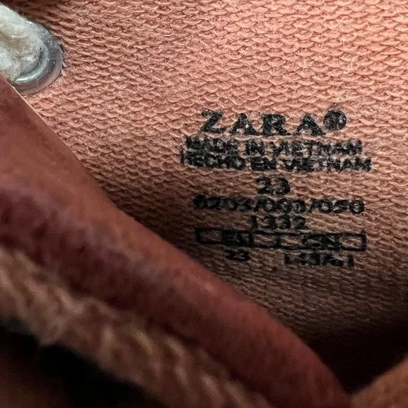 Toddler Zara Shoes Size 7 (23) - Picture 8 of 8